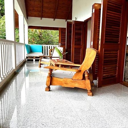 Hilltop South - Villa Bougainville タカマカ エクステリア 写真