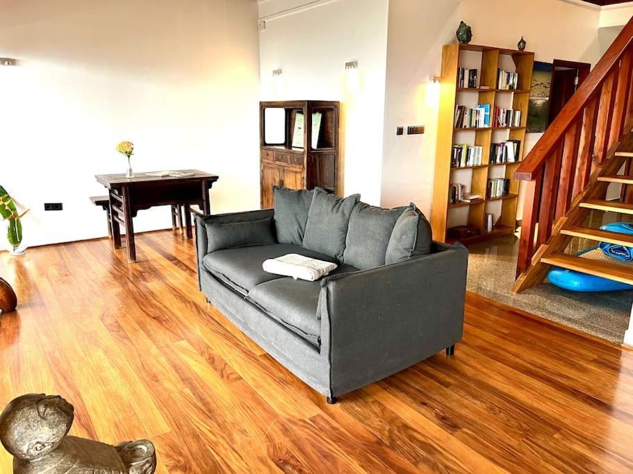 Hilltop South - Villa Bougainville タカマカ エクステリア 写真