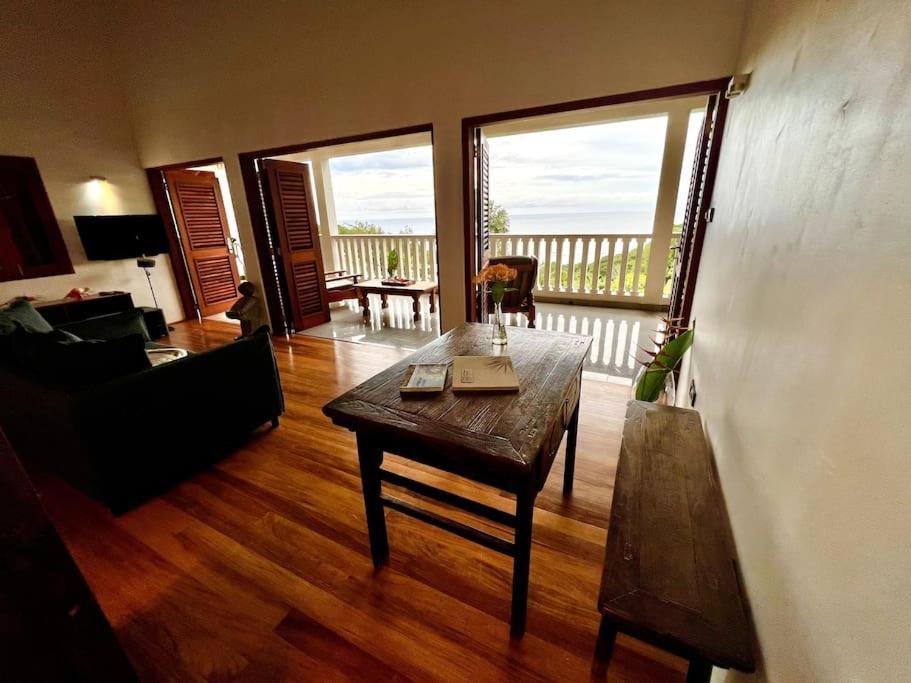 Hilltop South - Villa Bougainville タカマカ エクステリア 写真