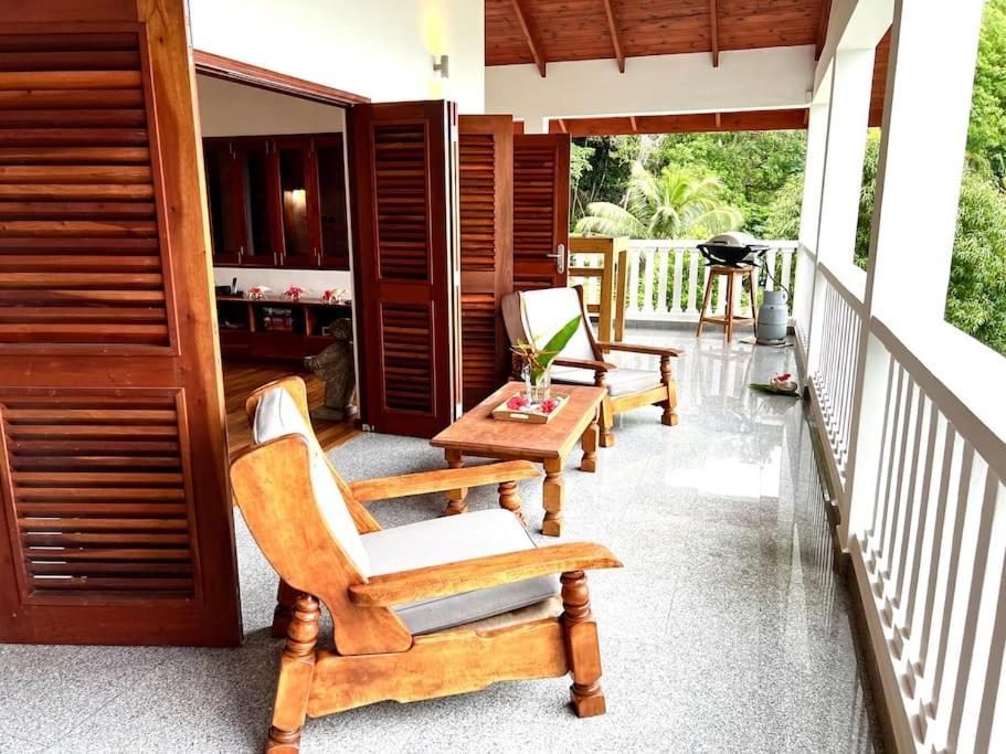 Hilltop South - Villa Bougainville タカマカ エクステリア 写真